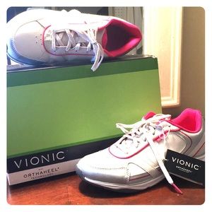 Vionic “Zen Walker” Tennis Shoe. Brand New!